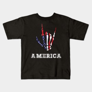 America Rock Sign 4th of July Vintage American Flag Retro USA T-Shirt Kids T-Shirt